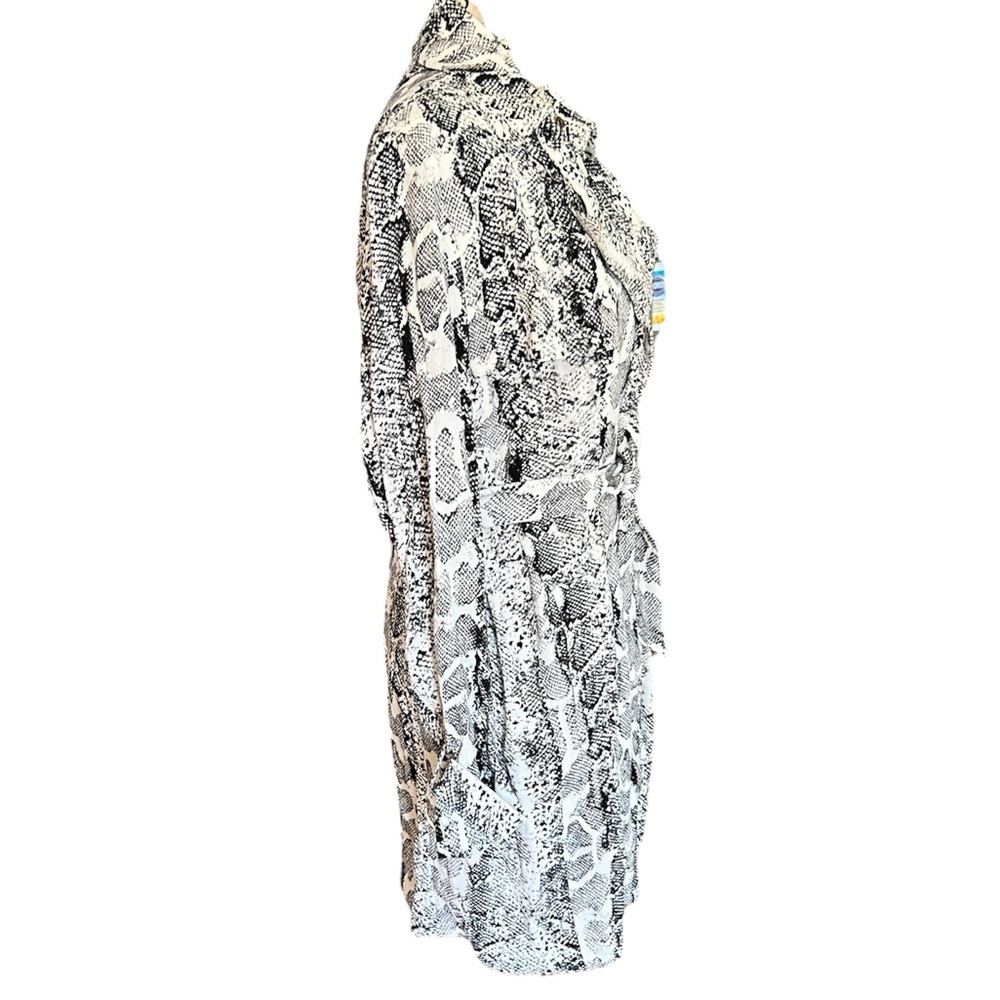 Peter Nygard Snake Python Print White & Black Tre… - image 4